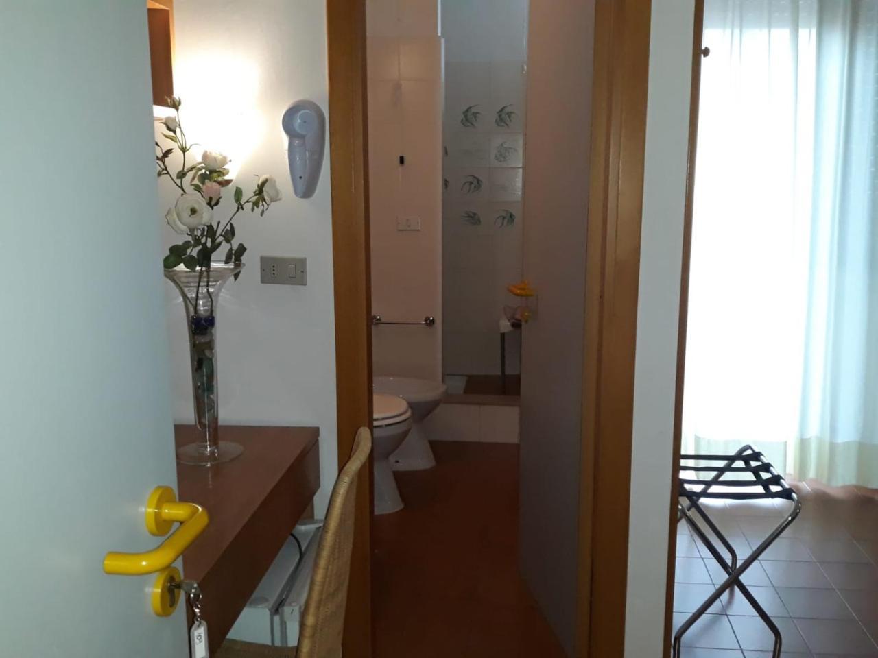 Hotel Leuco' Мартінсікуро Екстер'єр фото